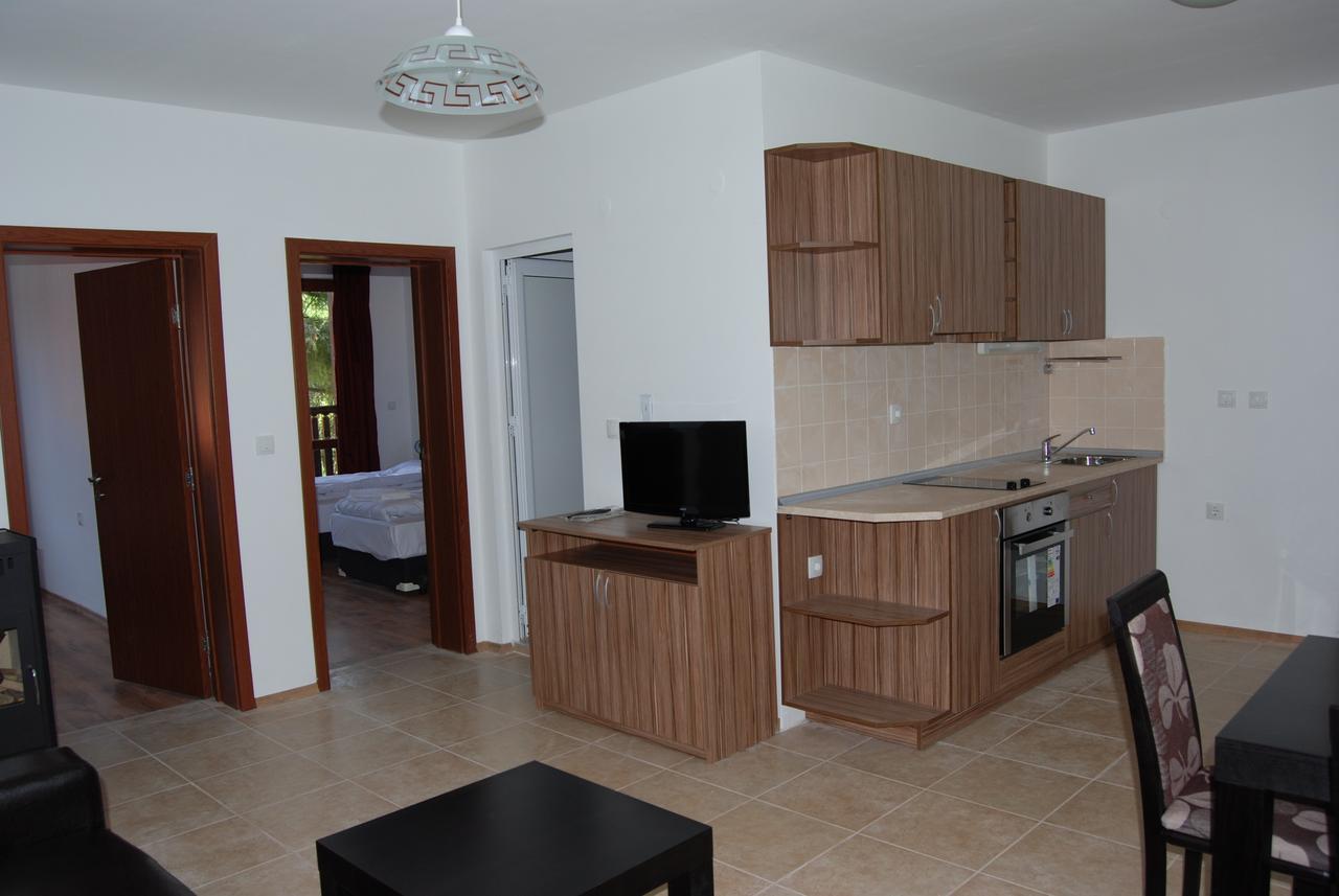 Vidima Apartment Hotel Apriltsi  Habitación foto